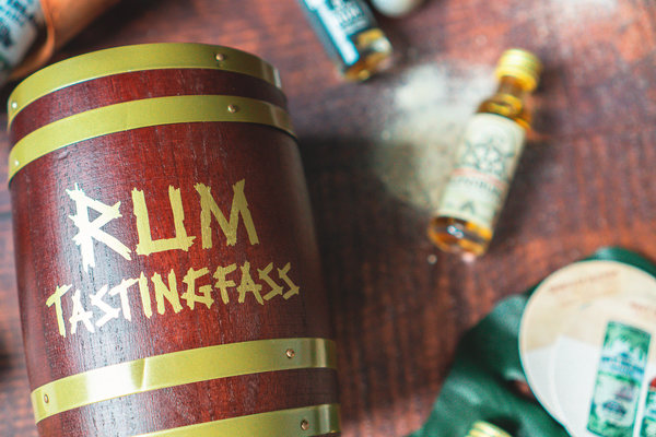 Rum-Tasting-Fass 43,1% 7x 0,02l (Miniatur/Sortiment/Set)