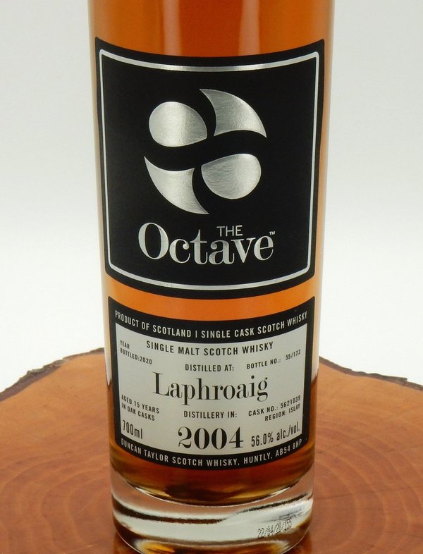 Laphroaig 2004/2020 Peated Premium Octave Sherry Cask #5621039 56% (Duncan Taylor)