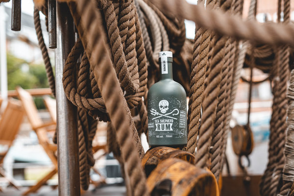 Sea Shepherd Rum - A fine blend of Caribbean rums 40% (Rum)