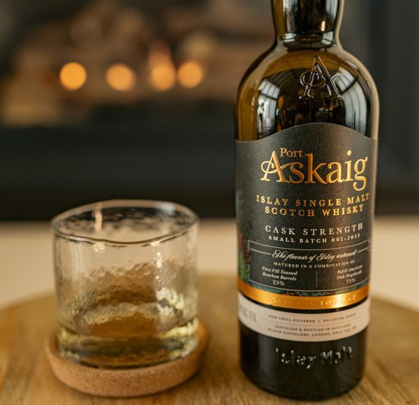 Port Askaig Cask Strength Batch 01/2023 Islay Single Malt Scotch Whisky 59,4% (Elixir Distillers)